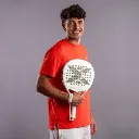 Raquette-de-padel-Nox-Genius-12K-Alum-XTREM-Lite-by-Agust_n-Tapia-2027-Joueur.webp